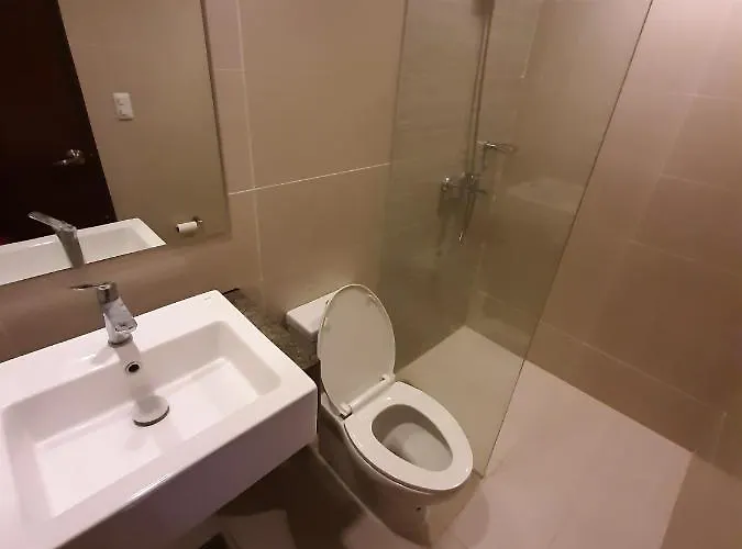 Apartment One Bedroom Unit, One Manchester Place, Mactan Cebu